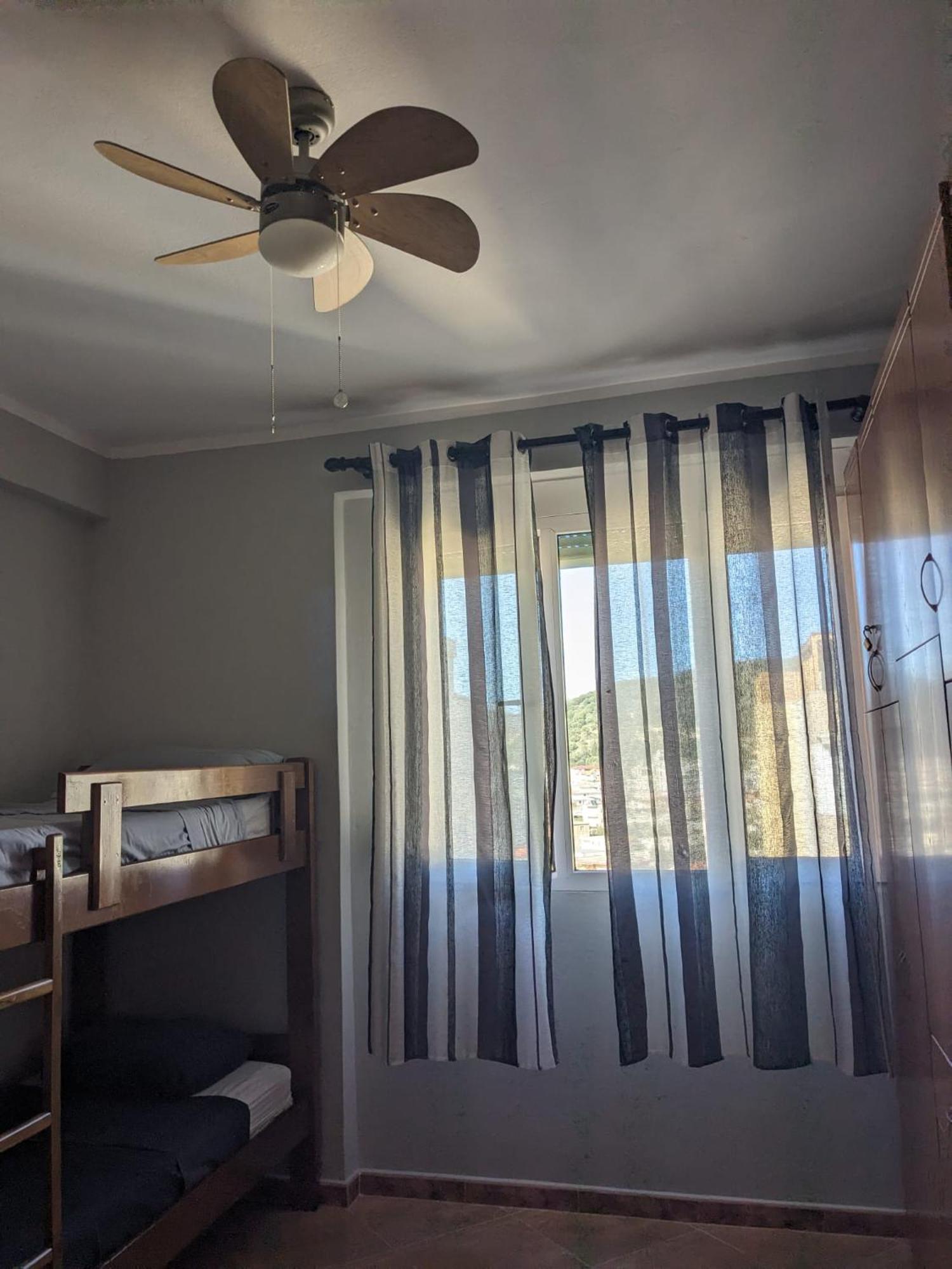 Bel A Louer A Lungomare Apartamento Vlorë